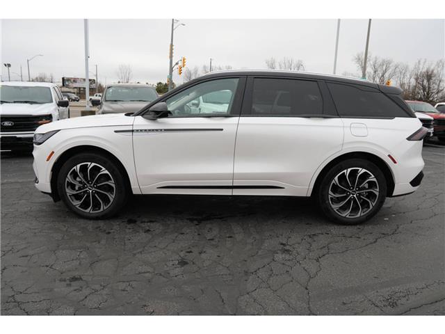 2025 Lincoln Nautilus Reserve (Stk: PR82598) in Windsor - Image 2 of 32