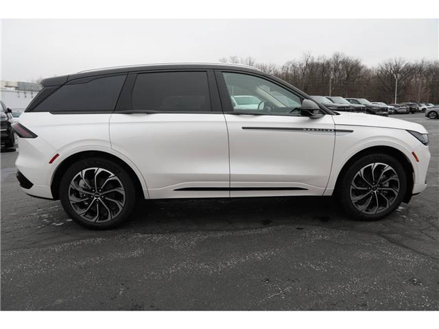 2025 Lincoln Nautilus Reserve (Stk: PR82598) in Windsor - Image 7 of 32