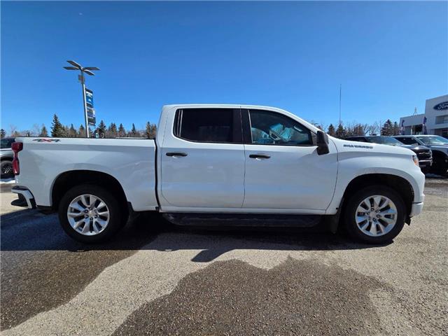 2024 Chevrolet Silverado 1500 Custom (Stk: TA-702A) in Calgary - Image 3 of 10