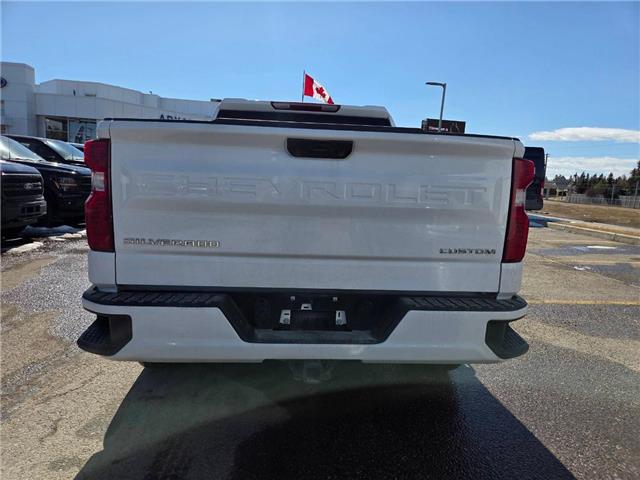 2024 Chevrolet Silverado 1500 Custom (Stk: TA-702A) in Calgary - Image 4 of 10