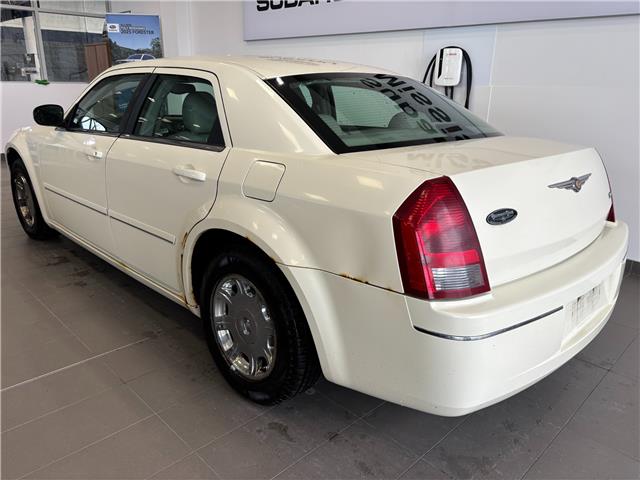 2005 Chrysler 300 Base (Stk: 260222AA) in Mississauga - Image 5 of 13