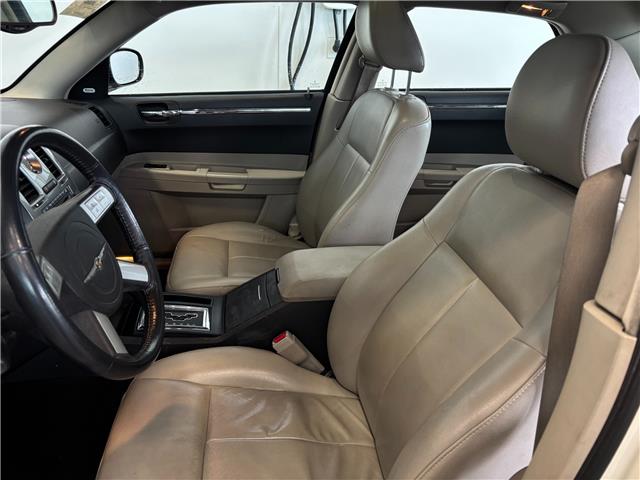 2005 Chrysler 300 Base (Stk: 260222AA) in Mississauga - Image 9 of 13