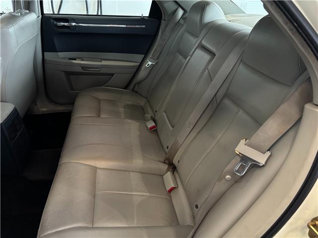 2005 Chrysler 300 Base (Stk: 260222AA) in Mississauga - Image 10 of 13