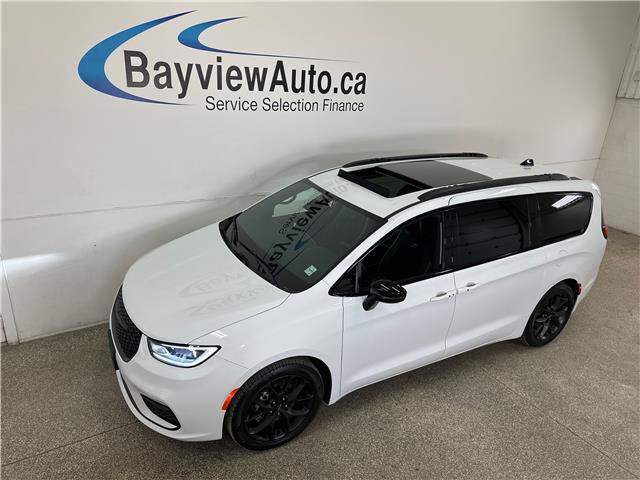 2024 Chrysler Pacifica Limited (Stk: 43812J) in Belleville - Image 1 of 35