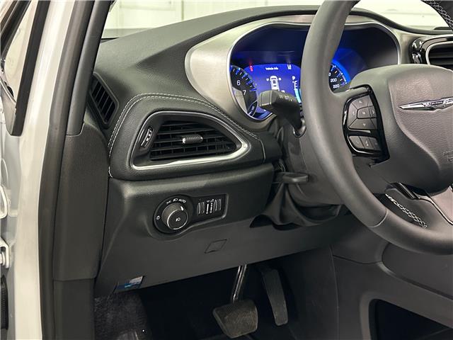 2024 Chrysler Pacifica Limited (Stk: 43812J) in Belleville - Image 19 of 35