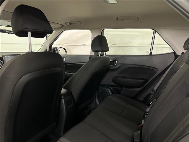 2023 Hyundai Venue Preferred w/Two-Tone (Stk: 43747J) in Belleville - Image 8 of 28