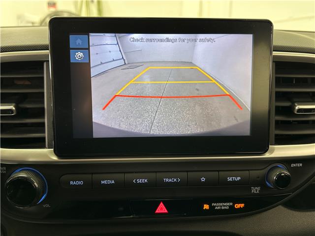 2023 Hyundai Venue Preferred w/Two-Tone (Stk: 43747J) in Belleville - Image 18 of 28