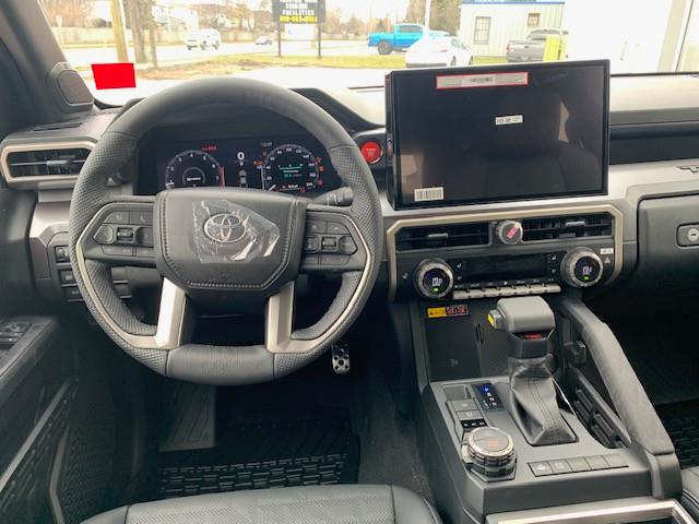 2026 Toyota Tacoma Base (Stk: TC087) in Cobourg - Image 4 of 10