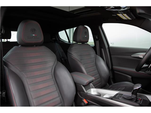 2025 Alfa Romeo Tonale PHEV Tributo (Stk: M24053A) in London - Image 30 of 35