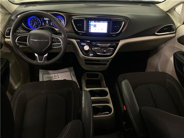 2024 Chrysler Grand Caravan SXT (Stk: 43834J) in Belleville - Image 9 of 29