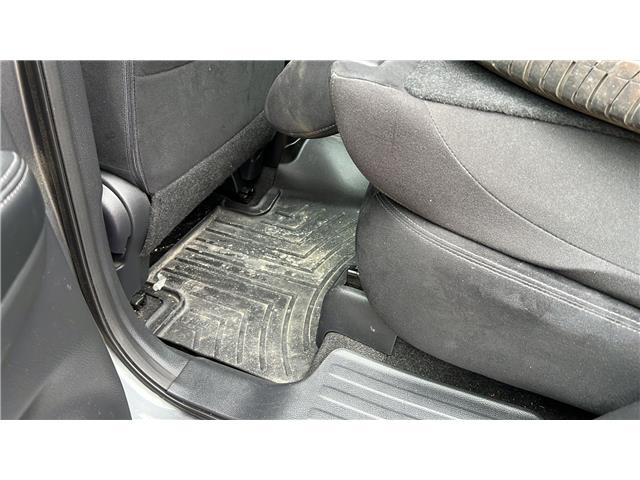 2016 Nissan Rogue S (Stk: 27676) in London - Image 8 of 10