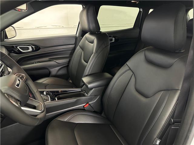 2025 Jeep Compass Altitude (Stk: 43440JA) in Belleville - Image 12 of 33
