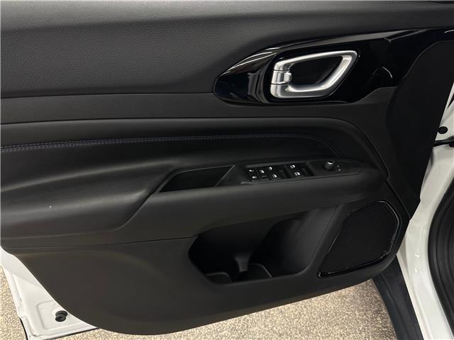 2025 Jeep Compass Altitude (Stk: 43440JA) in Belleville - Image 14 of 33
