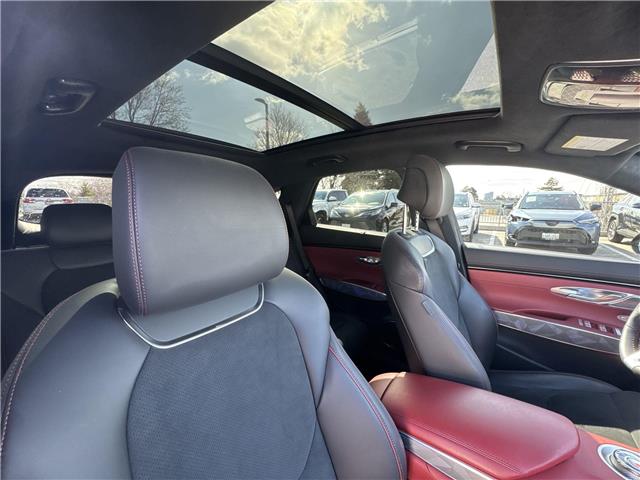 2023 Genesis GV70 2.5T Prestige (Stk: 25101600A) in Markham - Image 12 of 14