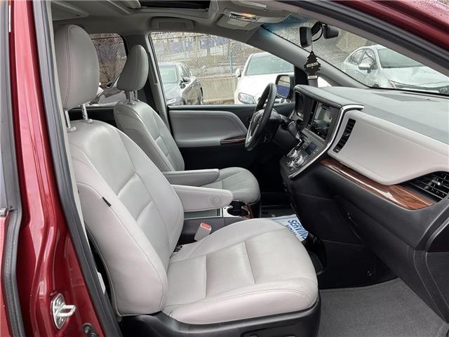 2015 Toyota Sienna  (Stk: 4881) in KITCHENER - Image 17 of 33