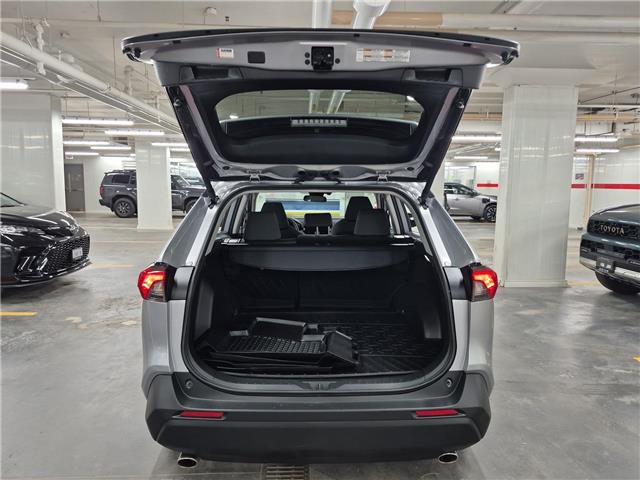 2025 Toyota RAV4 XLE (Stk: 10U6569) in Markham - Image 29 of 34