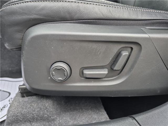 2022 Volvo XC40 T5 Momentum (Stk: 10120526A) in Markham - Image 12 of 34