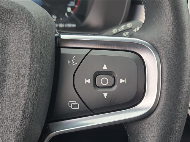 2022 Volvo XC40 T5 Momentum (Stk: 10120526A) in Markham - Image 17 of 34