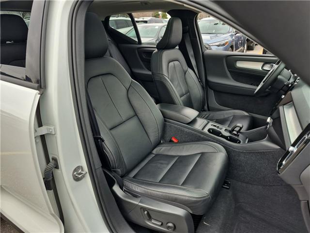 2022 Volvo XC40 T5 Momentum (Stk: 10120526A) in Markham - Image 33 of 34