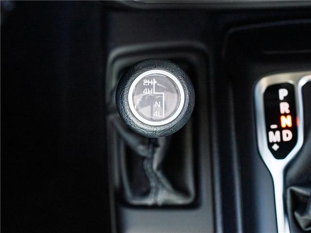 2026 Jeep Wrangler Sport (Stk: T227630) in Surrey - Image 16 of 21