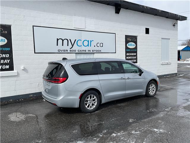 2023 Chrysler Pacifica Touring-L (Stk: 260233) in North Bay - Image 3 of 20