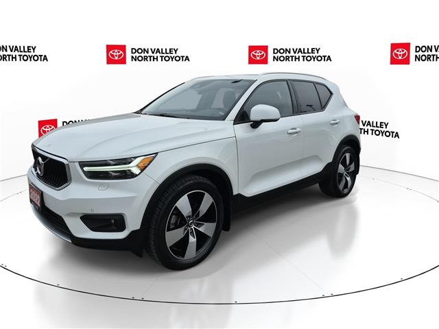 2022 Volvo XC40 T5 Momentum (Stk: 10120526A) in Markham - Image 4 of 34