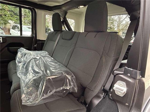 2026 Jeep Wrangler Sport (Stk: 26-0064) in Toronto - Image 8 of 18