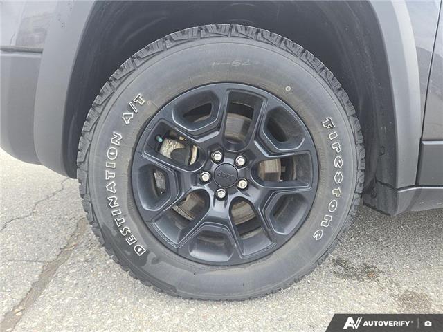 2022 Jeep Cherokee Trailhawk (Stk: 1006) in Kitchener - Image 6 of 24