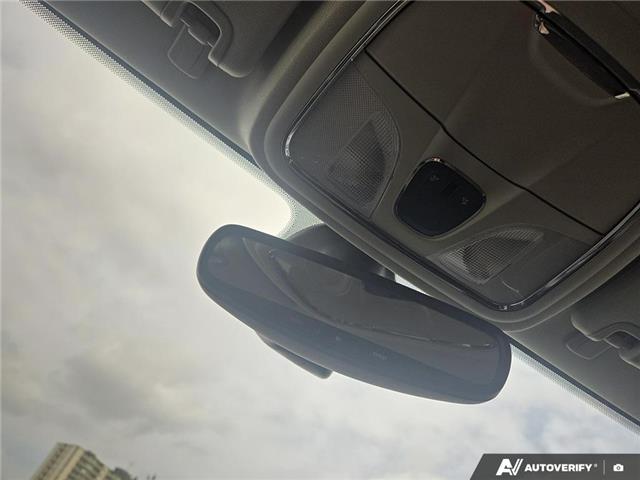 2022 Jeep Cherokee Trailhawk (Stk: 1006) in Kitchener - Image 17 of 24