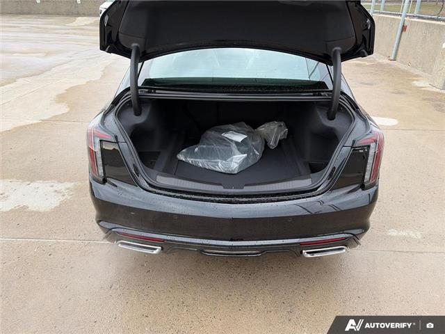 2026 Cadillac CT5 Sport (Stk: 2-13397) in Oshawa - Image 9 of 21