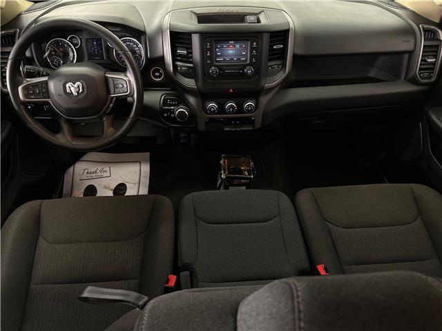 2020 RAM 1500 Tradesman (Stk: 43341JAA) in Belleville - Image 11 of 32
