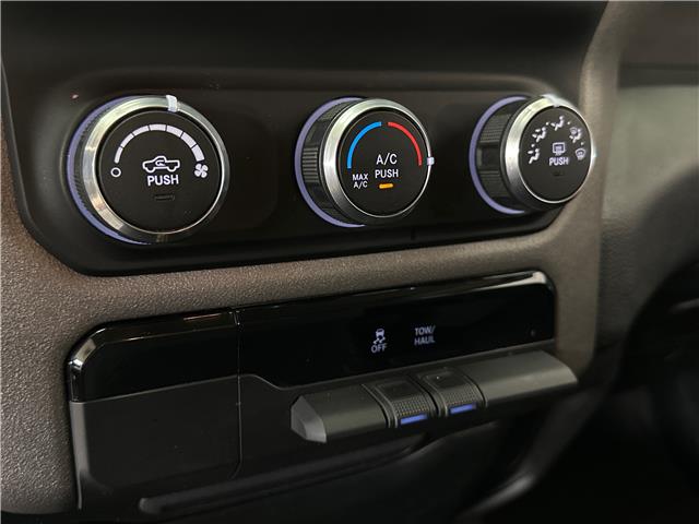 2020 RAM 1500 Tradesman (Stk: 43341JAA) in Belleville - Image 21 of 32