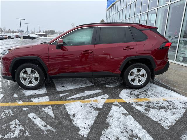 2020 Toyota RAV4 XLE (Stk: MI6090A) in BELLEVILLE - Image 2 of 20