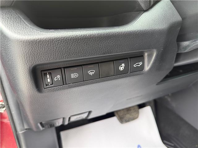 2020 Toyota RAV4 XLE (Stk: MI6090A) in BELLEVILLE - Image 10 of 20