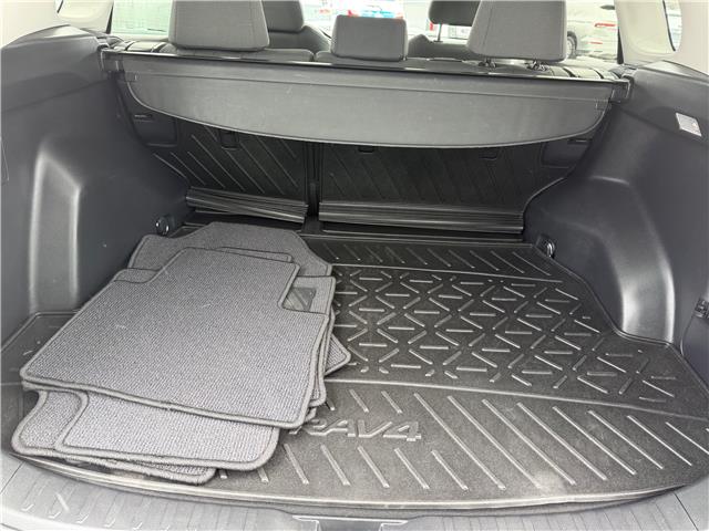 2020 Toyota RAV4 XLE (Stk: MI6090A) in BELLEVILLE - Image 13 of 20