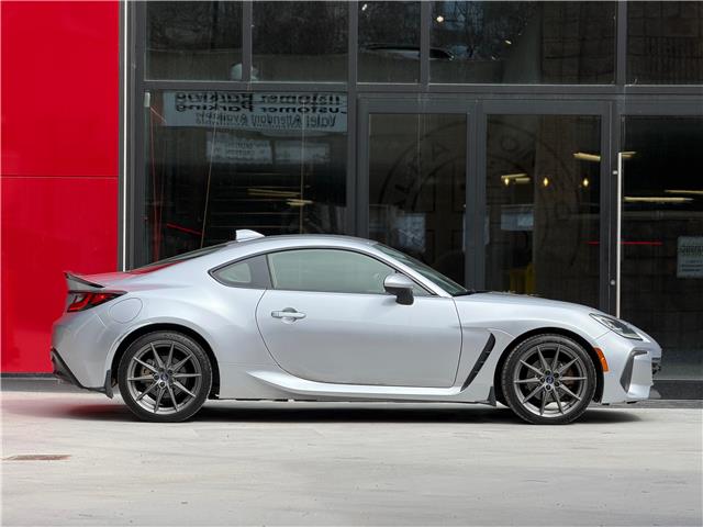 2022 Subaru BRZ Sport-tech (Stk: 470U-A) in Toronto - Image 2 of 30