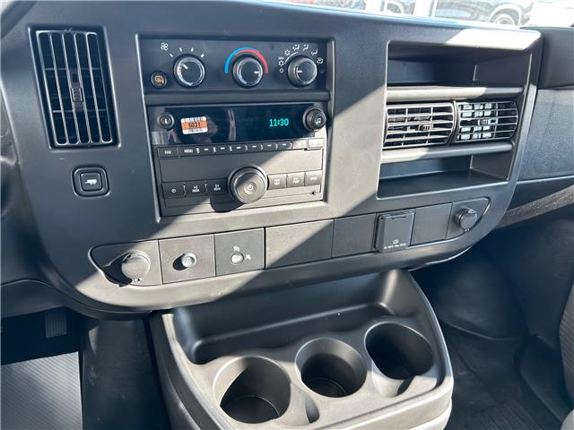 2026 Chevrolet Express 2500 Work Van (Stk: 26136) in Moosomin - Image 8 of 10
