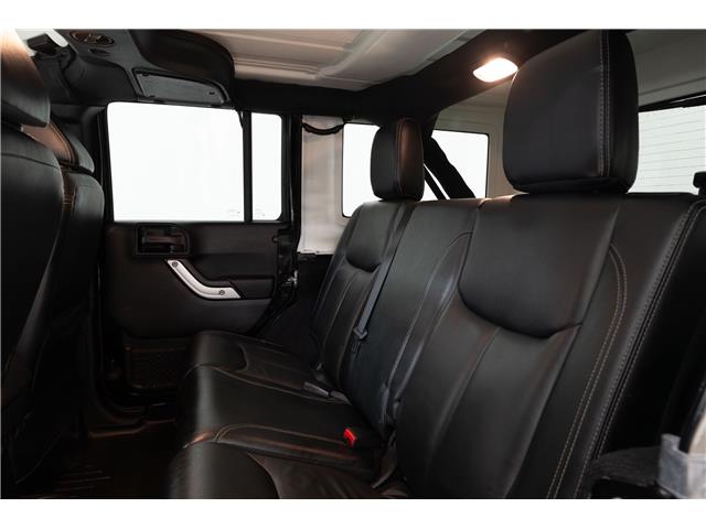 2017 Jeep Wrangler Unlimited Sahara (Stk: ARUC979) in Calgary - Image 24 of 28