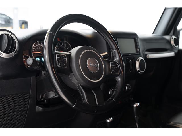 2017 Jeep Wrangler Unlimited Sahara (Stk: ARUC979) in Calgary - Image 13 of 28