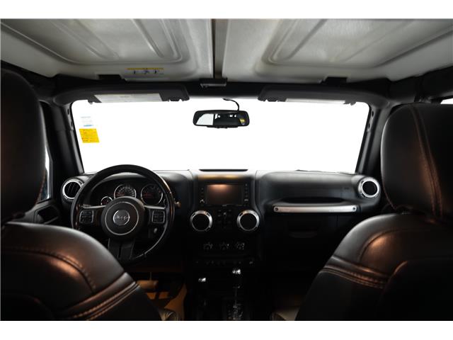 2017 Jeep Wrangler Unlimited Sahara (Stk: ARUC979) in Calgary - Image 22 of 28