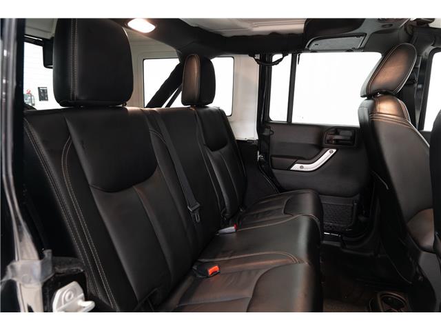 2017 Jeep Wrangler Unlimited Sahara (Stk: ARUC979) in Calgary - Image 27 of 28