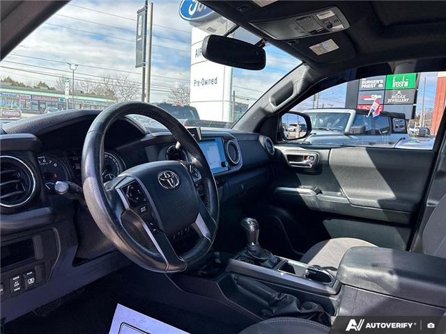 2017 Toyota Tacoma SR5 (Stk: A0H2755) in Hamilton - Image 10 of 20