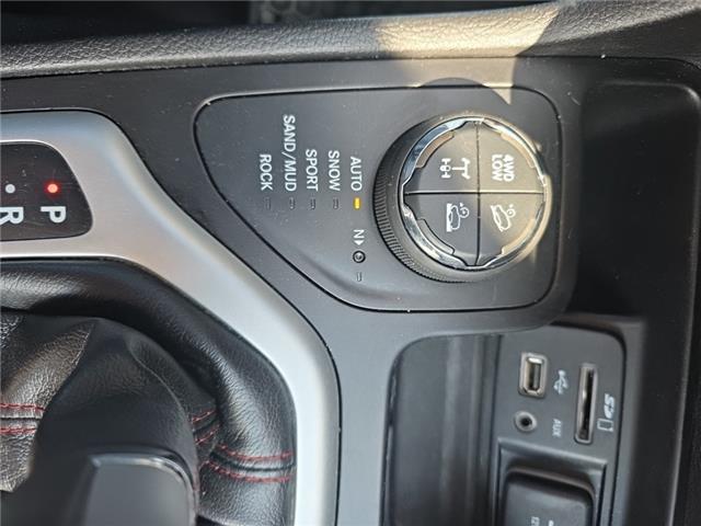 2018 Jeep Cherokee Trailhawk (Stk: ZTHL) in Sudbury - Image 14 of 17 2018 Jeep Cherokee Trailhawk (Stk: ZTHL) in Sudbury - Image 14 of 17