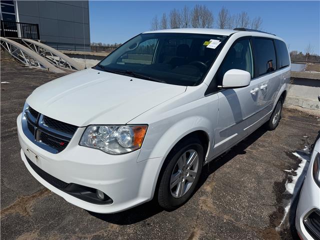 2017 Dodge Grand Caravan Crew (Stk: 24788) in Pembroke - Image 1 of 7