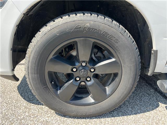 2022 RAM 1500 Classic Tradesman (Stk: 22-094H) in Sarnia - Image 8 of 15