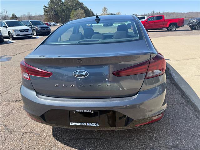 2020 Hyundai Elantra Preferred w/Sun & Safety Package (Stk: 24787) in Pembroke - Image 13 of 25