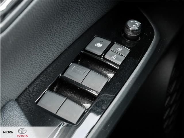 2022 Toyota Prius Technology (Stk: 037163) in Milton - Image 14 of 26