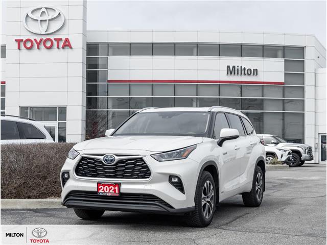 2021 Toyota Highlander Hybrid XLE (Stk: 527928) in Milton - Image 1 of 26