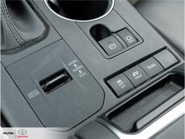 2021 Toyota Highlander Hybrid XLE (Stk: 527928) in Milton - Image 16 of 26