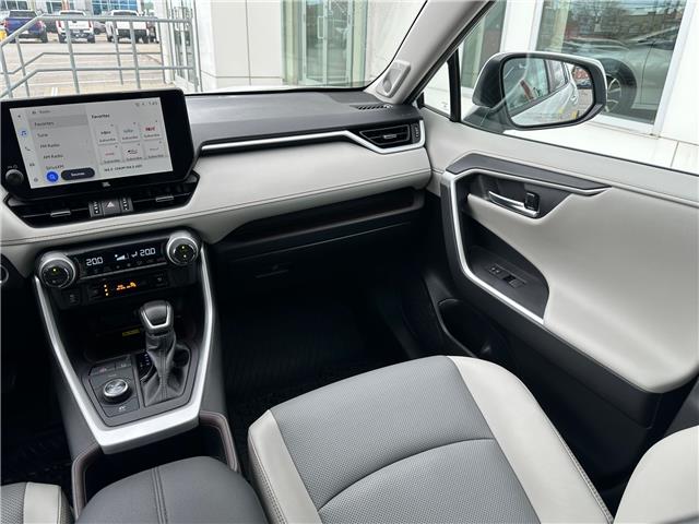 2024 Toyota RAV4 Hybrid Limited (Stk: W7046) in Cobourg - Image 12 of 31